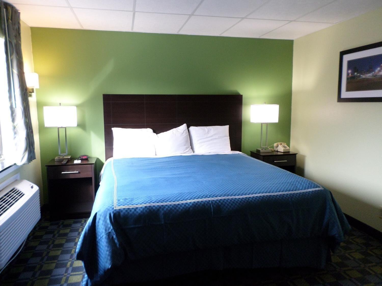 Travelodge By Wyndham Cleveland Lakewood Exterior foto
